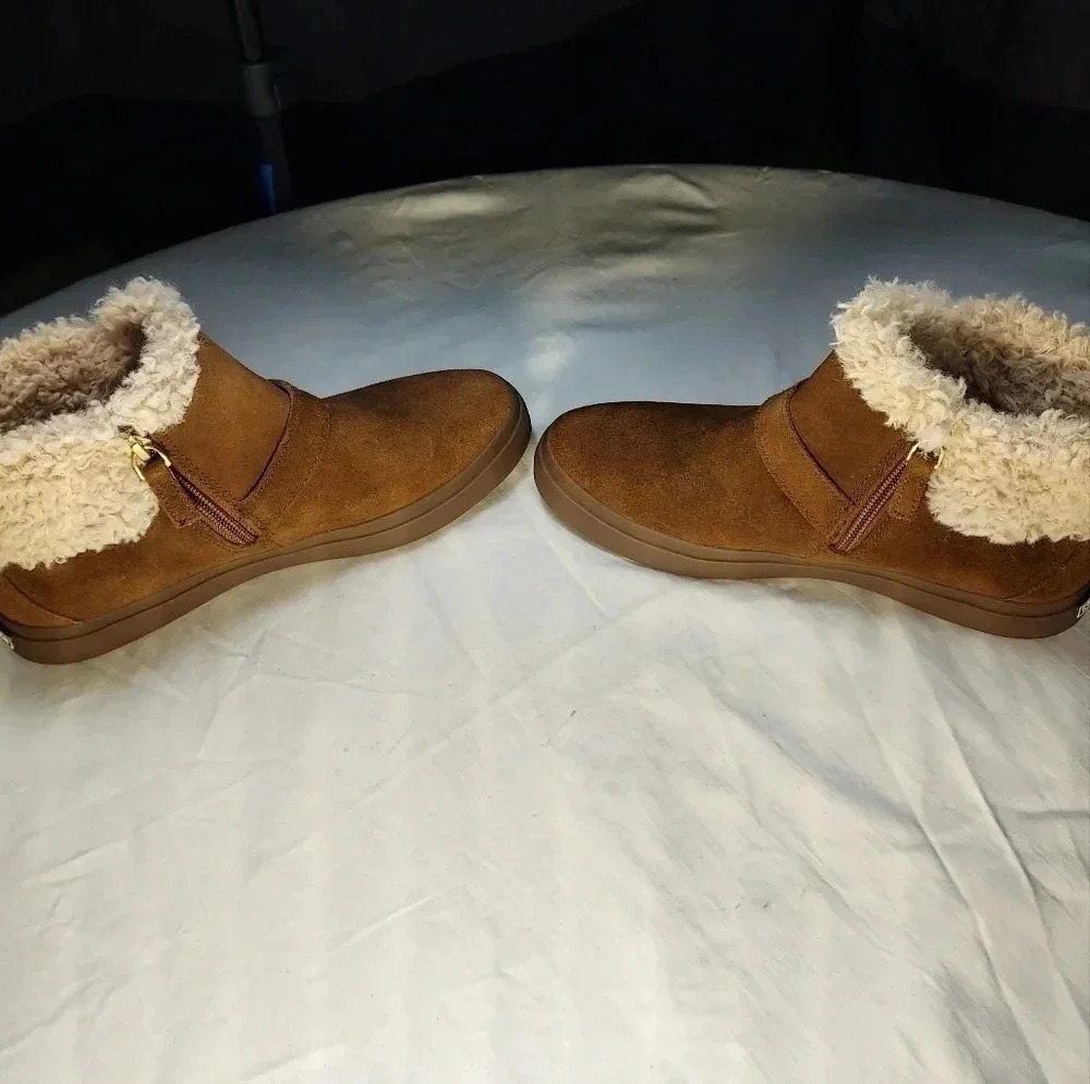 Cole Haan Nantucket Cozy Ankle Fur Buckle Strap Cowhide Like Fabric Women Boot 7 - Picture 9 of 13